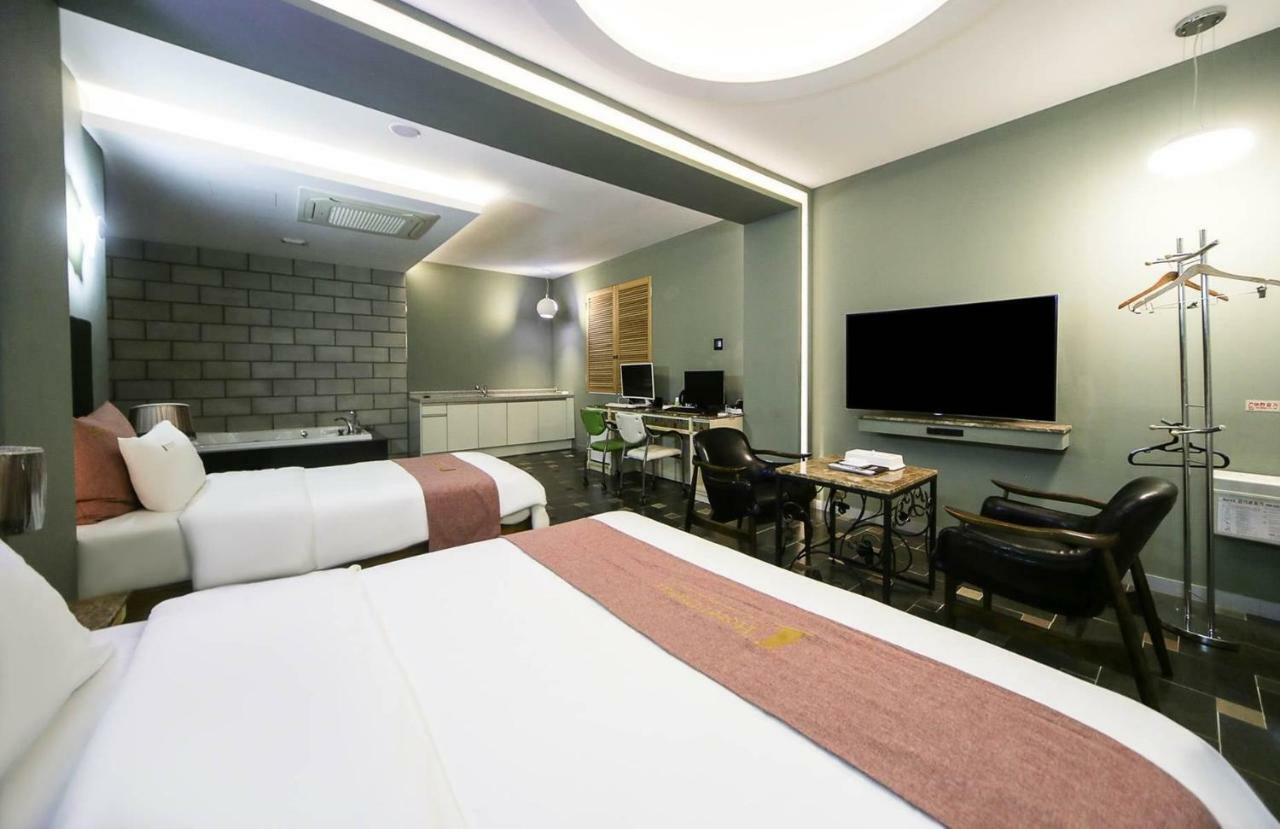 Dubai Hotel Cheongju Buitenkant foto